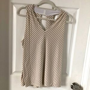 Beautiful summer- Top-White House Black market